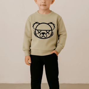 Αγόρι με σετ φόρμες, εκρού μπλούζα με στάμπα αρκούδο και παντελόνι φόρμα μαύρο